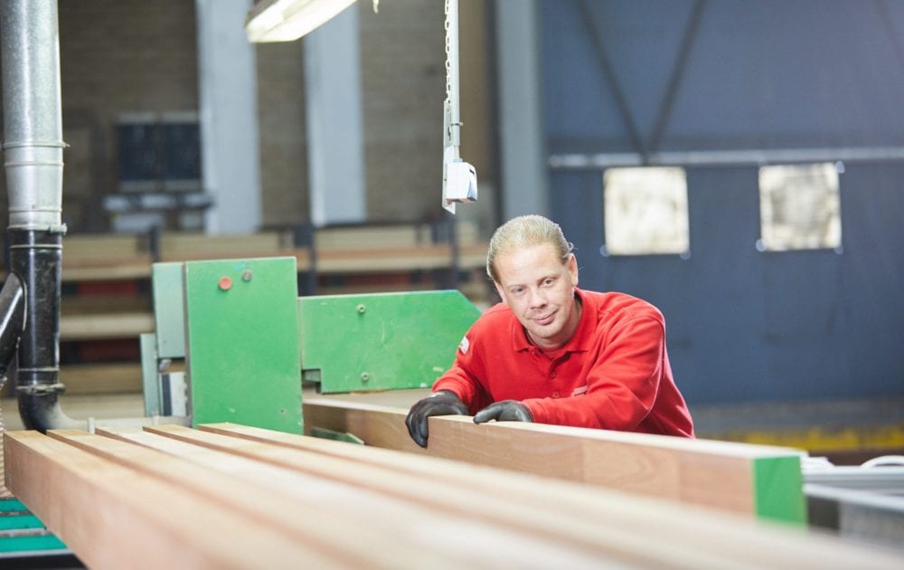 Houten draaikiepraam Simpel en snel online bij Toelevering Online